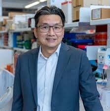 Dr. Gary Lee